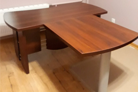 Офисная мебель Born в цвете Бургунди