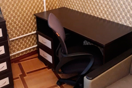 Письменные столы для классического интерьера