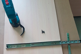 Замена роликовых направляющих на шариковые полного выдвижения