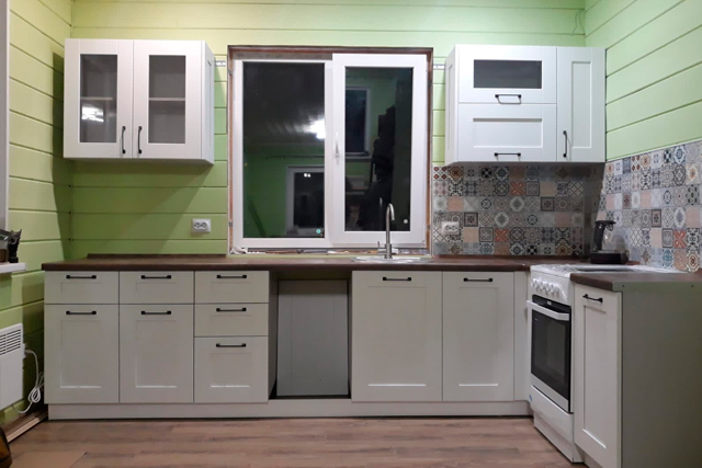 Кухня с фасадами МДФ эмаль в СНТ Заречье