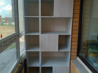 Фото Шкаф стеллаж на балкон в ЖК ЦДС Приневский. Шкафы на балкон.