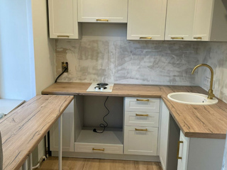 Фото Угловая кухня Квадро на Гражданском, д. 31, корп. 4. Кухонные гарнитуры Квадро.